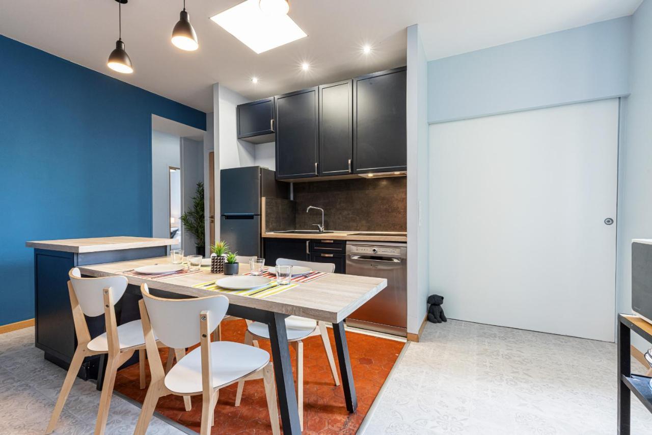 Large 3 Bdr Center Appartamento *
