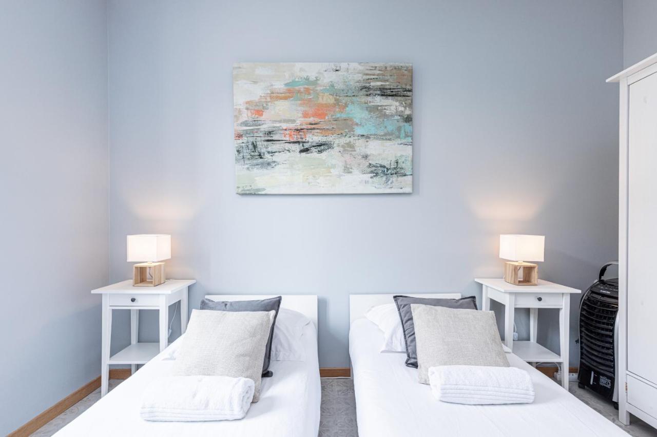 Large 3 Bdr Center * Nizza