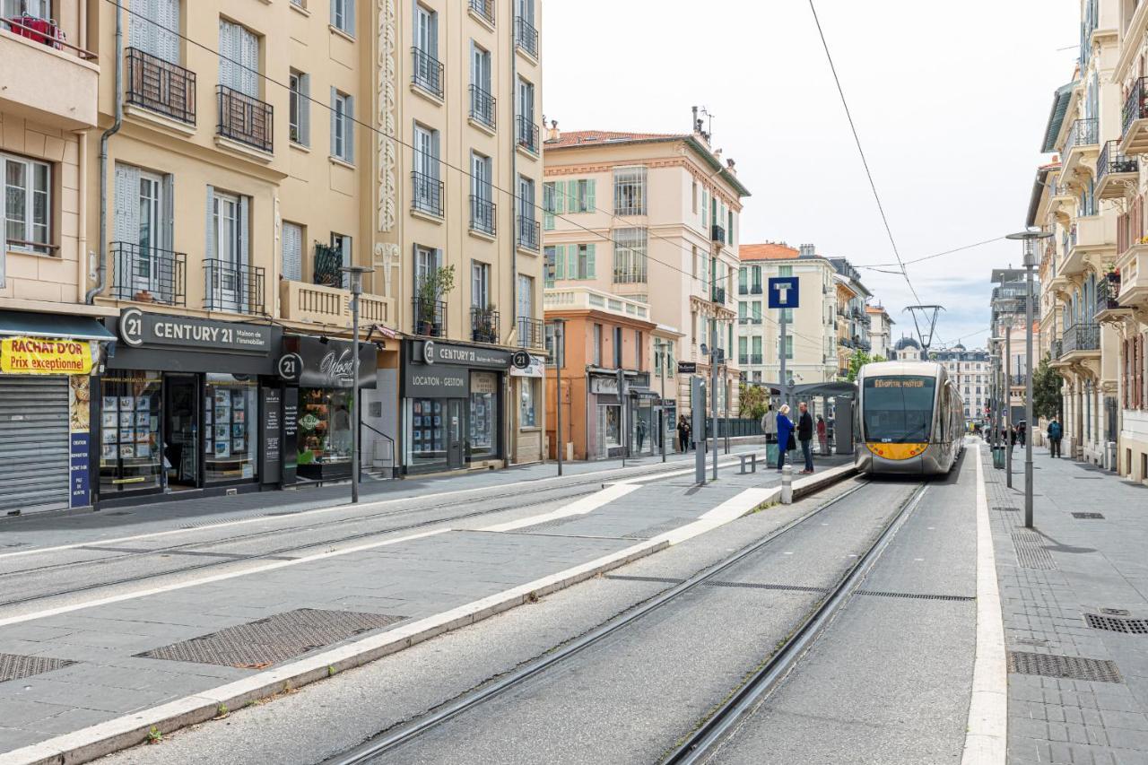 Large 3 Bdr Center Appartamento Nizza